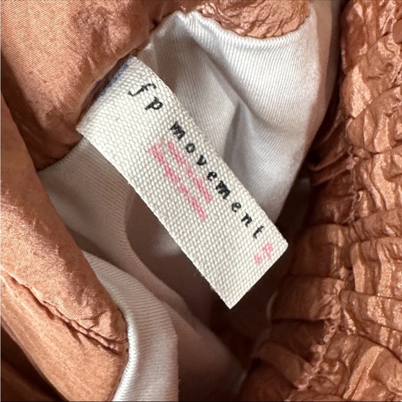 Free People The Way Home Peach Athletic Shorts High-Waisted Elastic - Picture 4 of 4